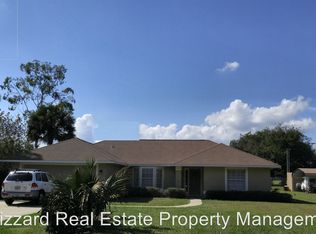 33925 Tara Wood Dr, Leesburg, FL 34788
