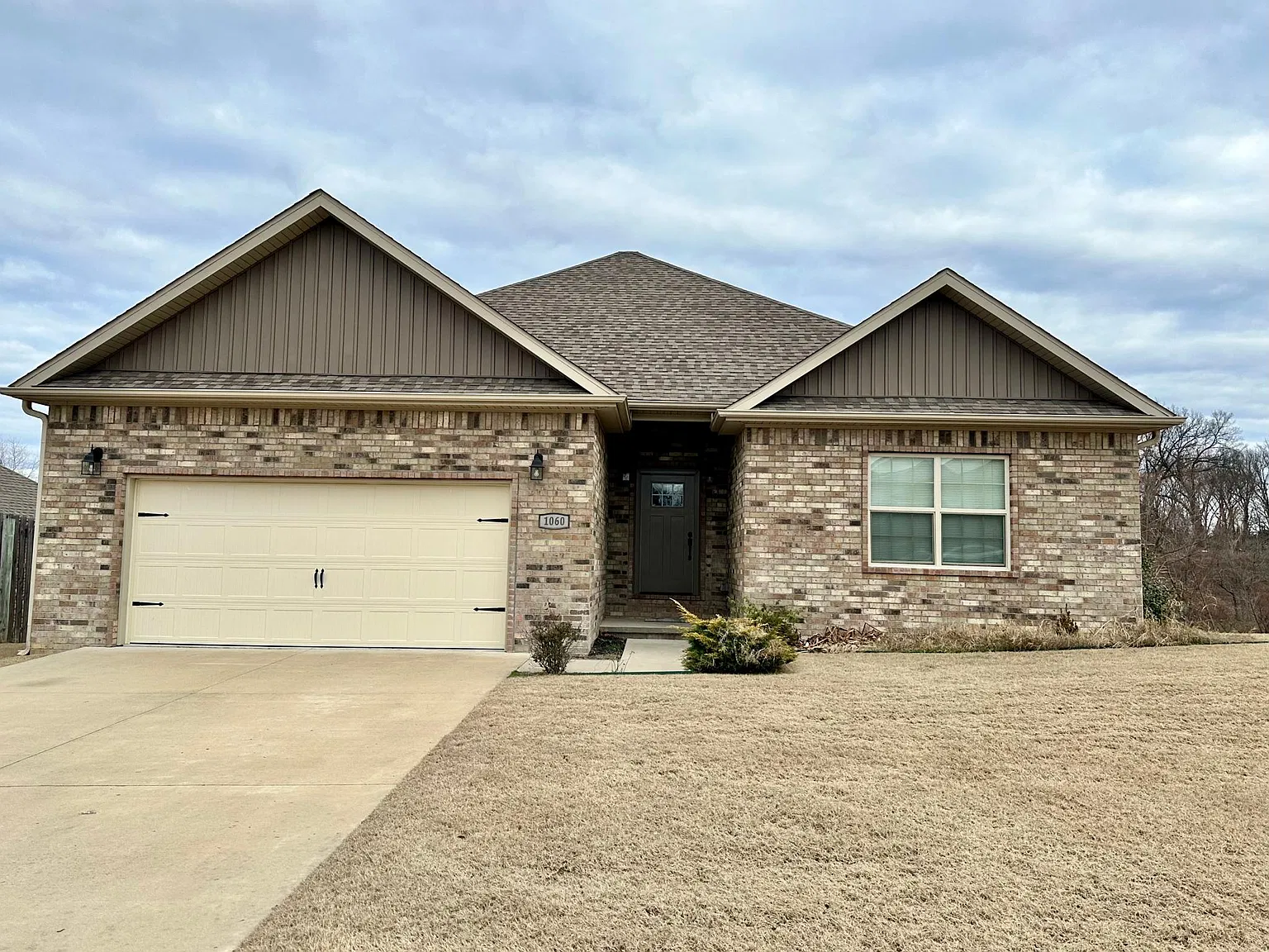 1060 Infantry Ln — Photo 1