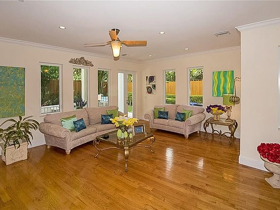 4th image of 1709 NE 5th Street #1709