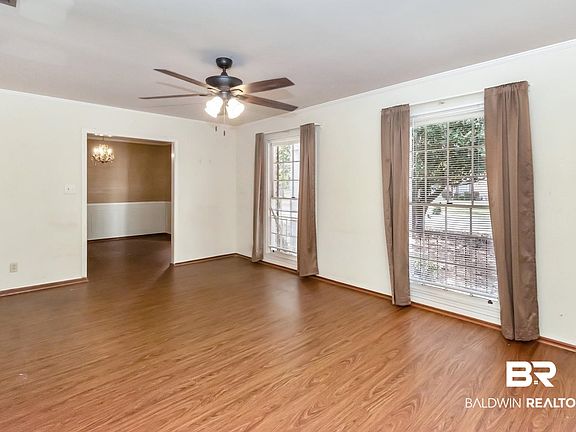 5th image of 6179 Challen Cir S