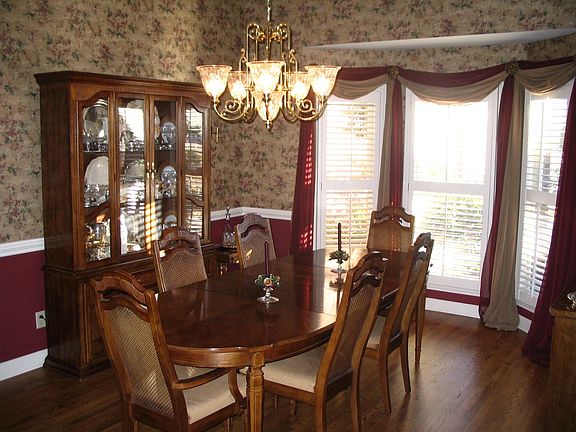 12  x 16 Foot dinning room elegant silg curtains