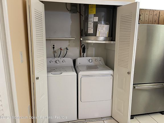 5th image of 129 Amberly Dr Unit F
