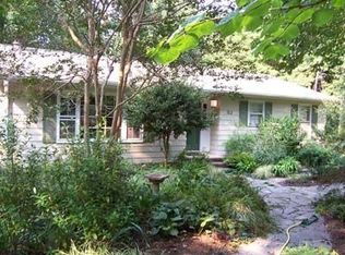 312 Carlton Dr, Chapel Hill, NC 27516