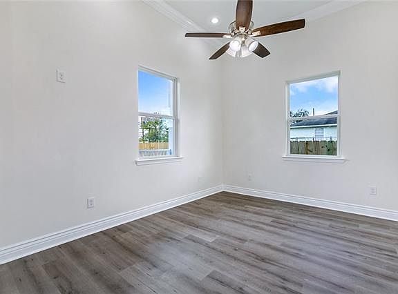 5th image of 1017 Reynes St