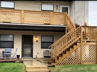 1334 W Wyomissing Ct APT M, West Lawn, PA