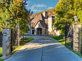 3271 E Deer Hollow Dr, Sandy, UT 84092