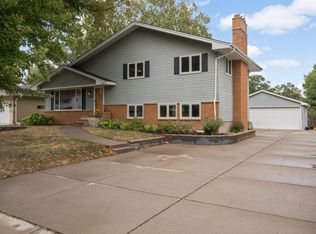 4632 Gettysburg Ave N, New Hope, MN 55428