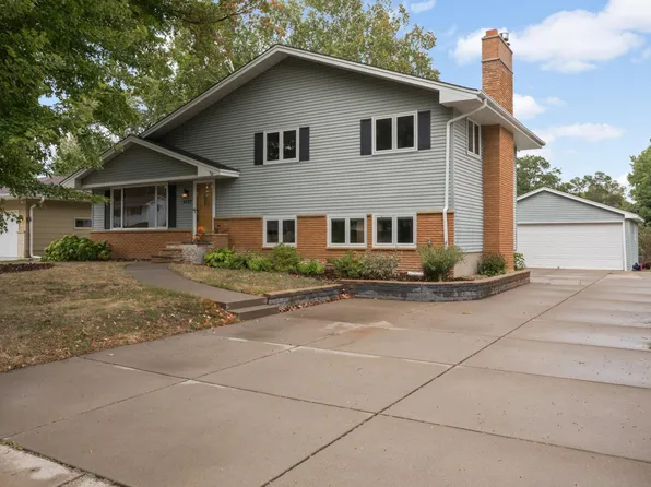 4632 Gettysburg Ave N, New Hope, MN 55428