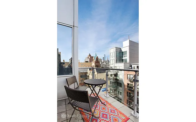 Rented by Douglas Elliman | media 21