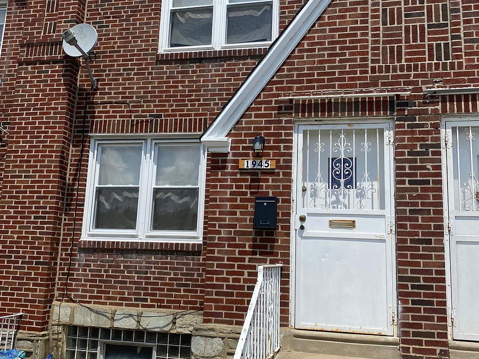 1st image of 1945 Devereaux Ave