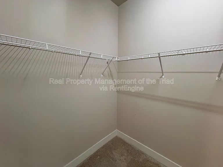 410 Salem Grace St — Photo 13