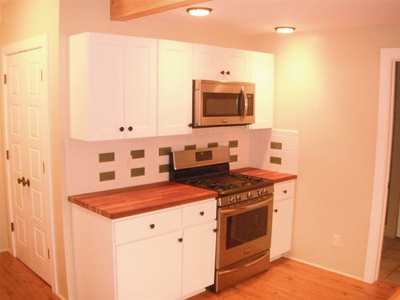 2nd image of 173 Elm St APT 1