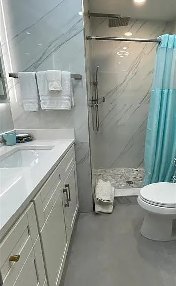 200 Turtle Lake Ct #309 — Photo 9