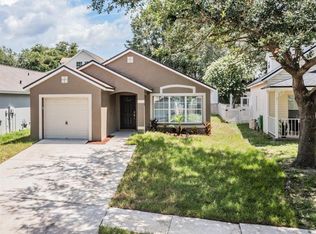 625 Cape Cod Cir, Valrico, FL 33594