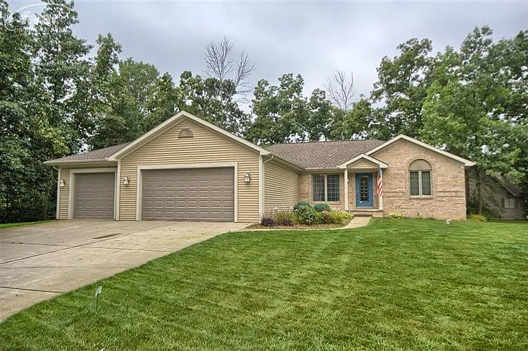 1329 Fentonwood photo 1