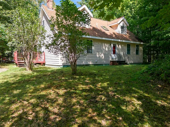 41 Birch Street, Winthrop, ME 04364