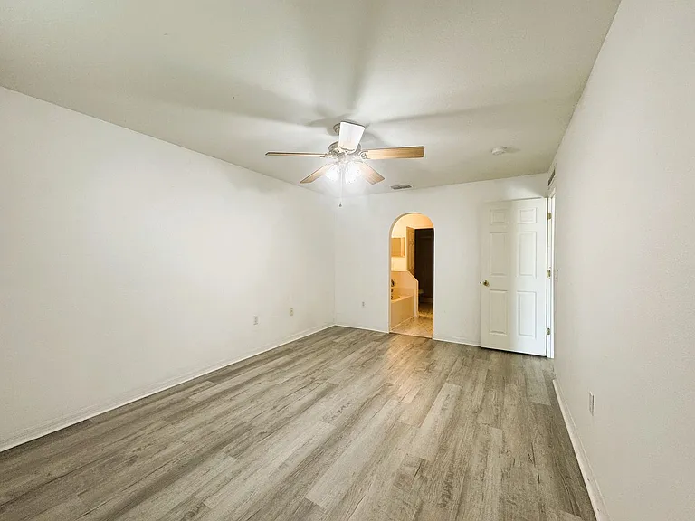 2105 Atwater Dr — Photo 9