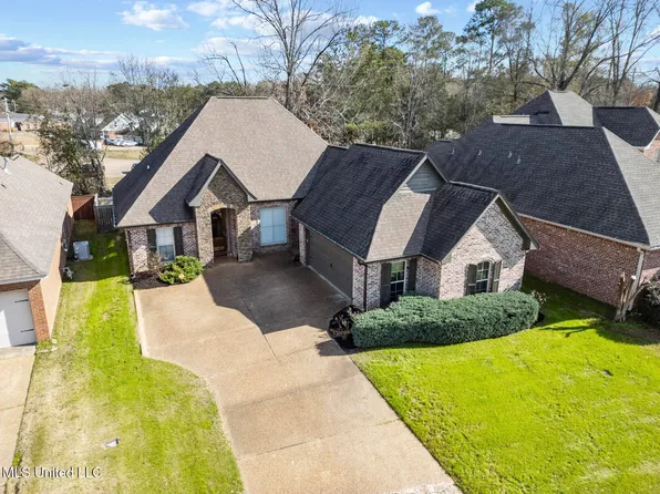 202 Amethyst Dr, Brandon, MS 39047