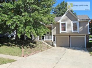 616 N Sunset Dr, Olathe, KS 66061