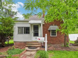 6595 York Rd, Parma Heights, OH 44130