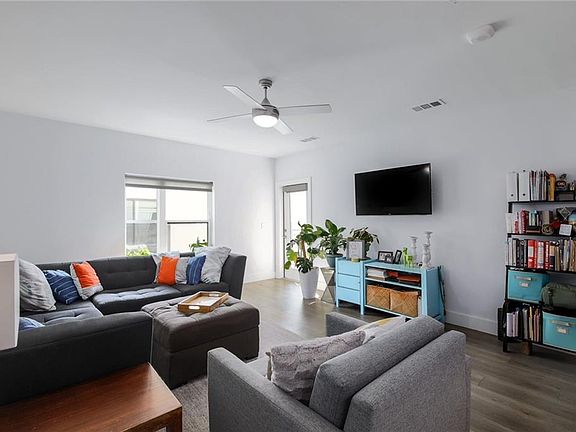 5th image of 2213 Poquito St APT 305