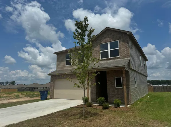 10201 Debbie Dr, North Little Rock, AR 72113