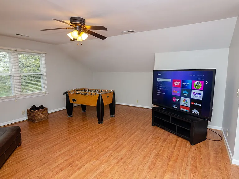 306 Wedgewood Ct — Photo 19