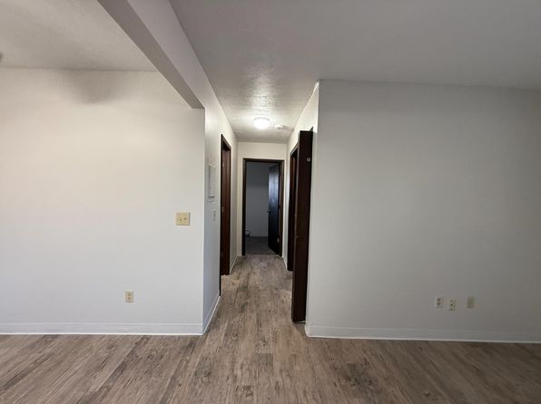 2715 W Willow St APT 7