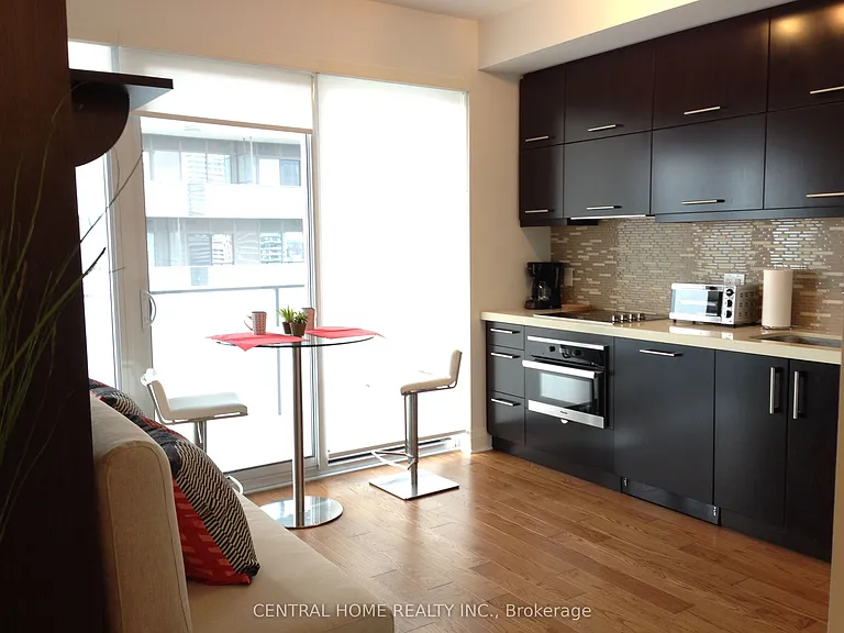 1080 Bay St #3407 — Photo 6