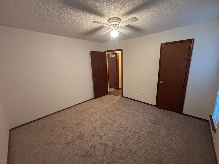 102 Chickasaw Ln — Photo 9