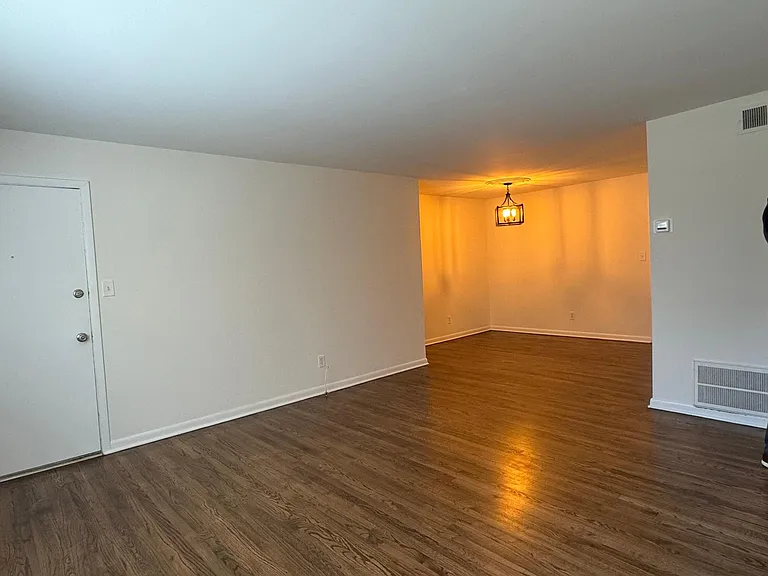 3057 Pharr Court North NW #A — Photo 12