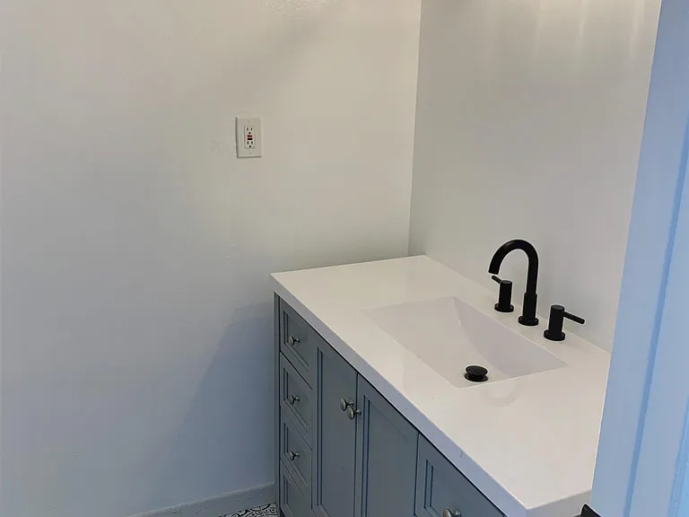 5533 Bonner Ave #4 — Photo 6