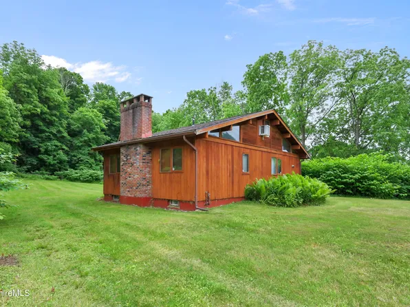236 Washington Mountain Rd, Lee, MA 01238