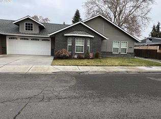 216 Hill Ave, Milton Freewater, OR 97862