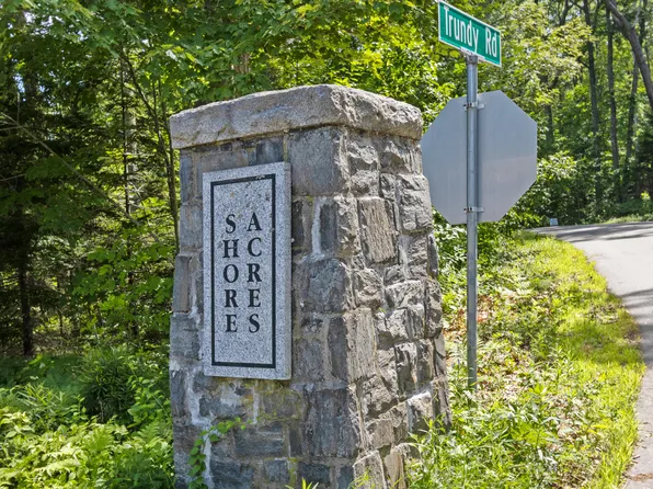 2 Wabun Road, Cape Elizabeth, ME 04107