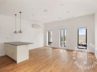 242 Van Brunt St #2, Brooklyn, NY 11231