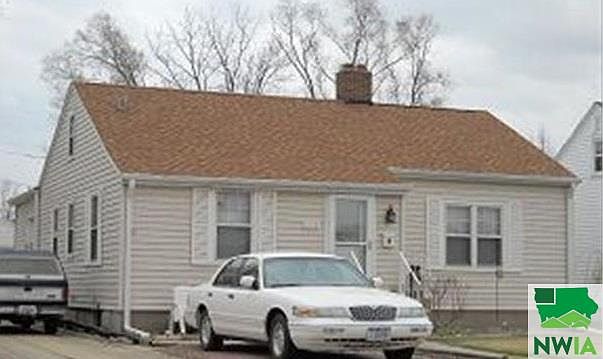 1st image of 2918 Rebecca St