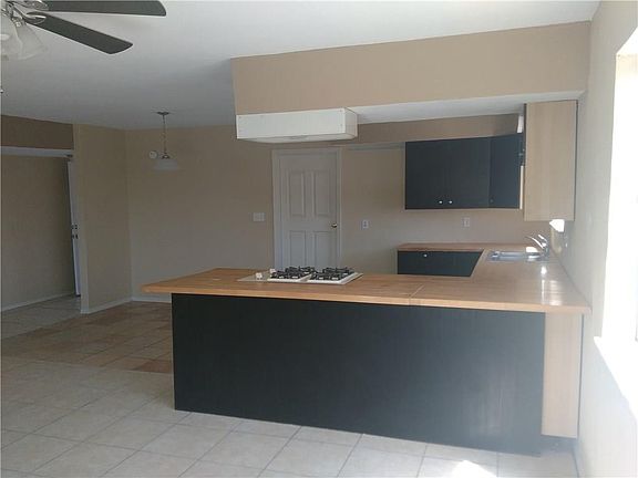 5th image of 4704 Aries Dr