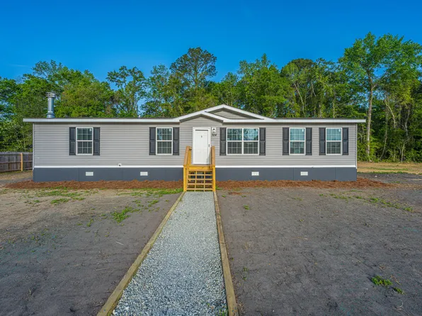 324 Bedford Rd, Cross, SC 29436