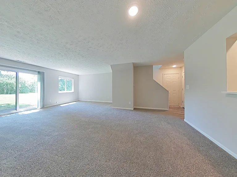Wellington Place — Photo 120