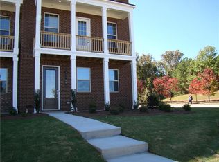 335 Beacons Pl, Alpharetta, GA 30005