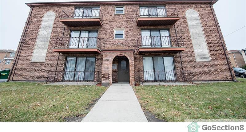 1st image of 1633 Harbor Ave