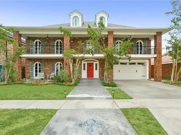 86 Carolyn Ct, Arabi, LA 70032