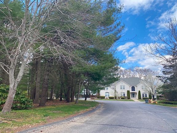 4th image of 22 Mallard Cove Way