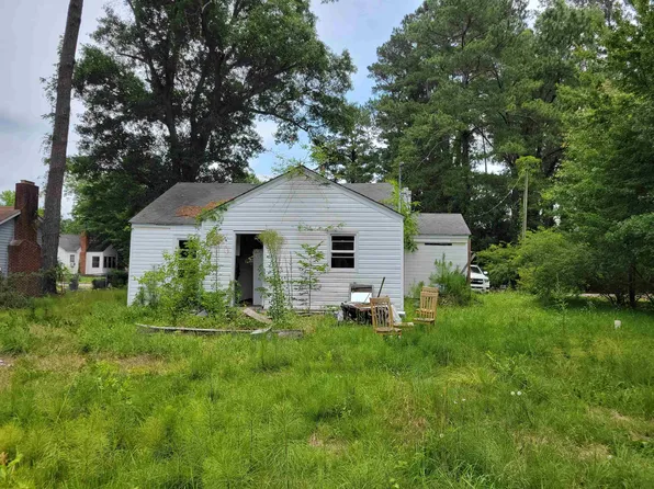 507 Oak St., Mullins, SC 29574