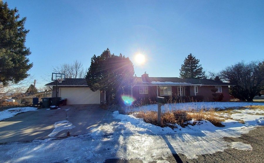 1st image of 2915 Montys Cir