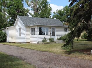 16 S Main St, Conrad, MT 59425