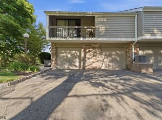 2 Westway, Clinton, NJ 08809