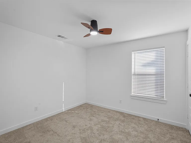 2217 Sayle St #B — Photo 10