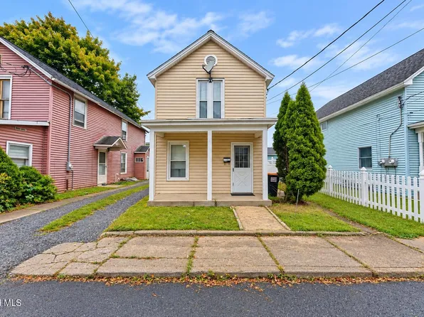 512 Grand St, Mechanicville, NY 12118